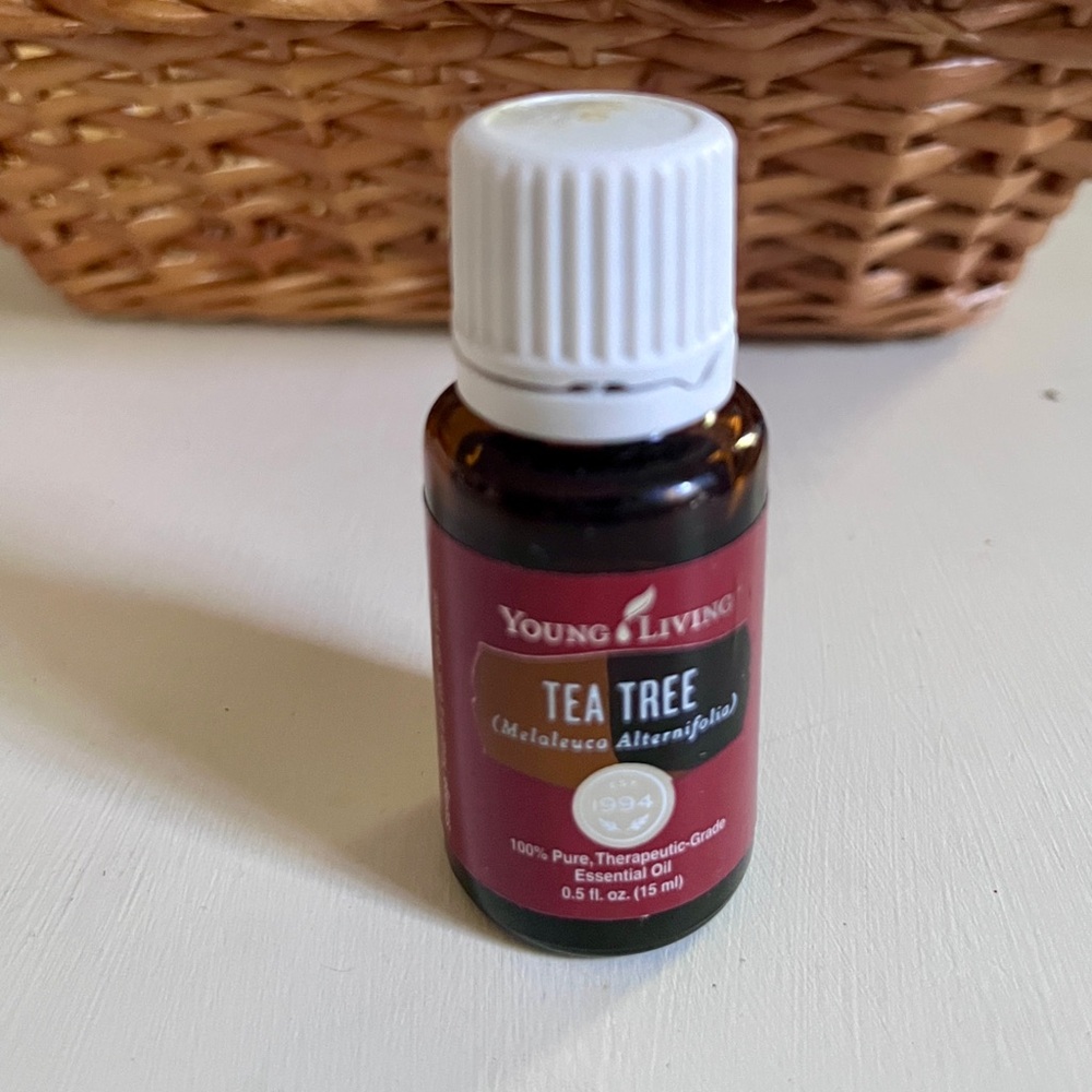 Young living Tea tree essential oil 15 ml